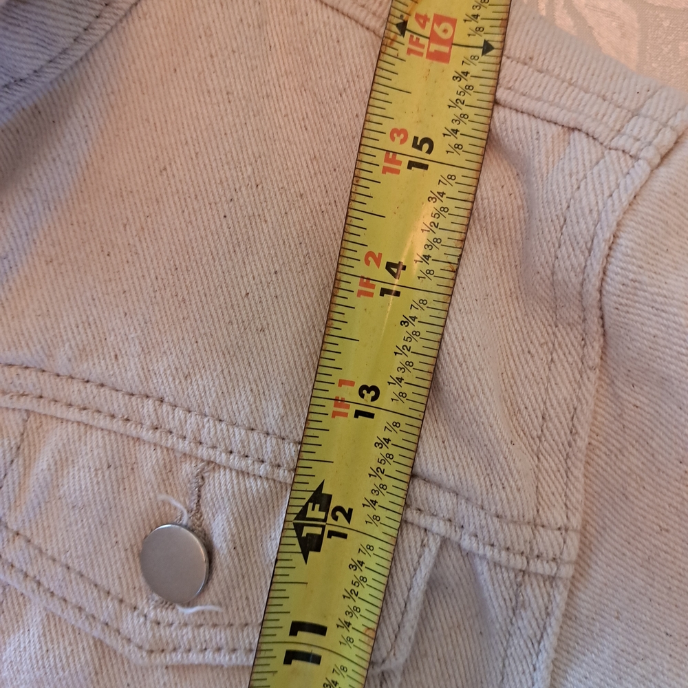 PrettyLittleThing Light Tan Jean Jacket - Picture 5 of 5